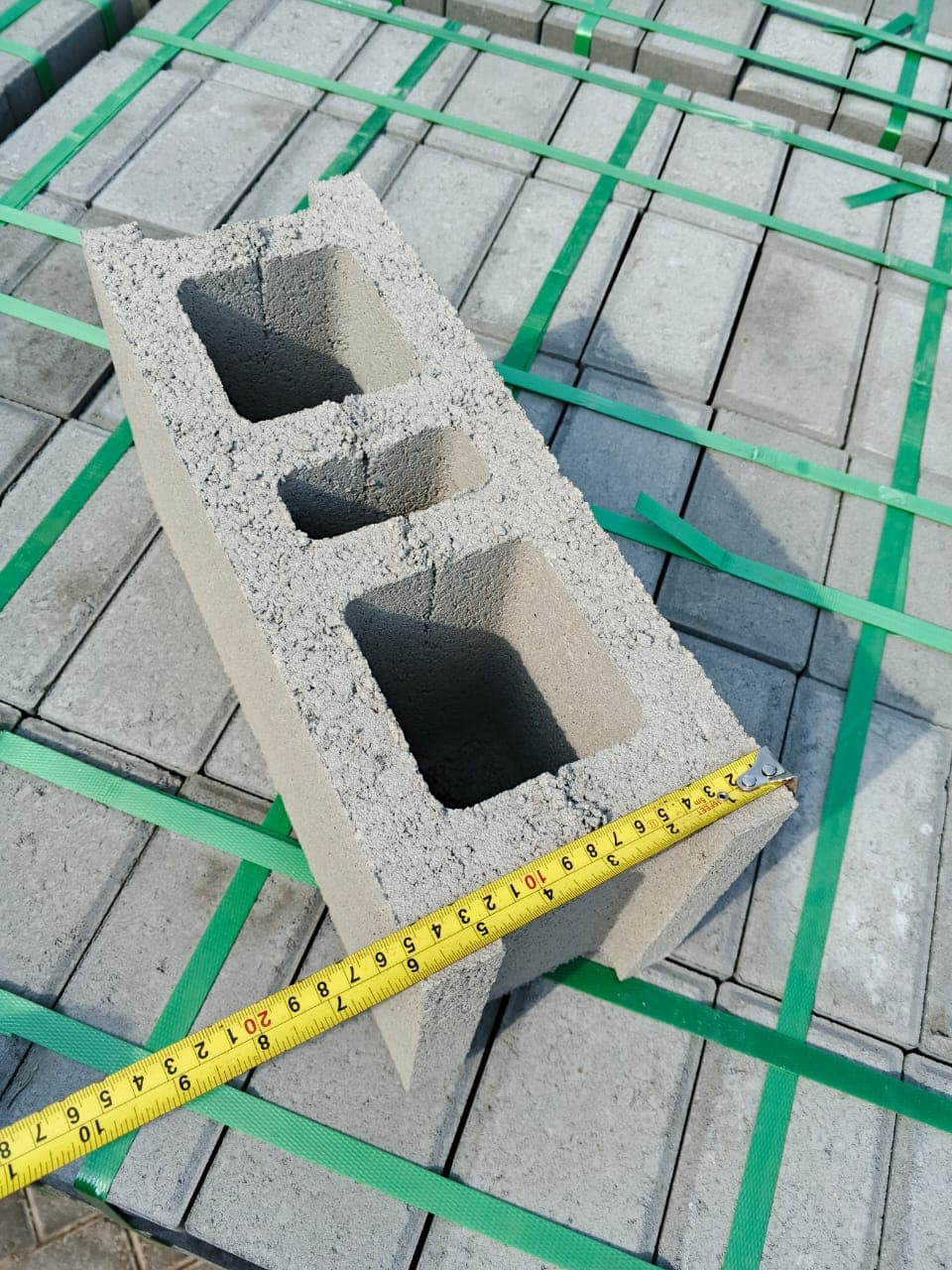 1024859